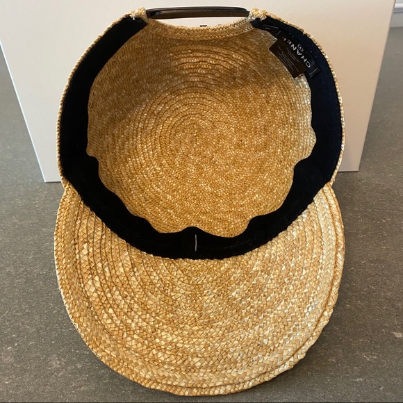 Sold !!!! Chanel Straw Cap - Picture 5 of 8